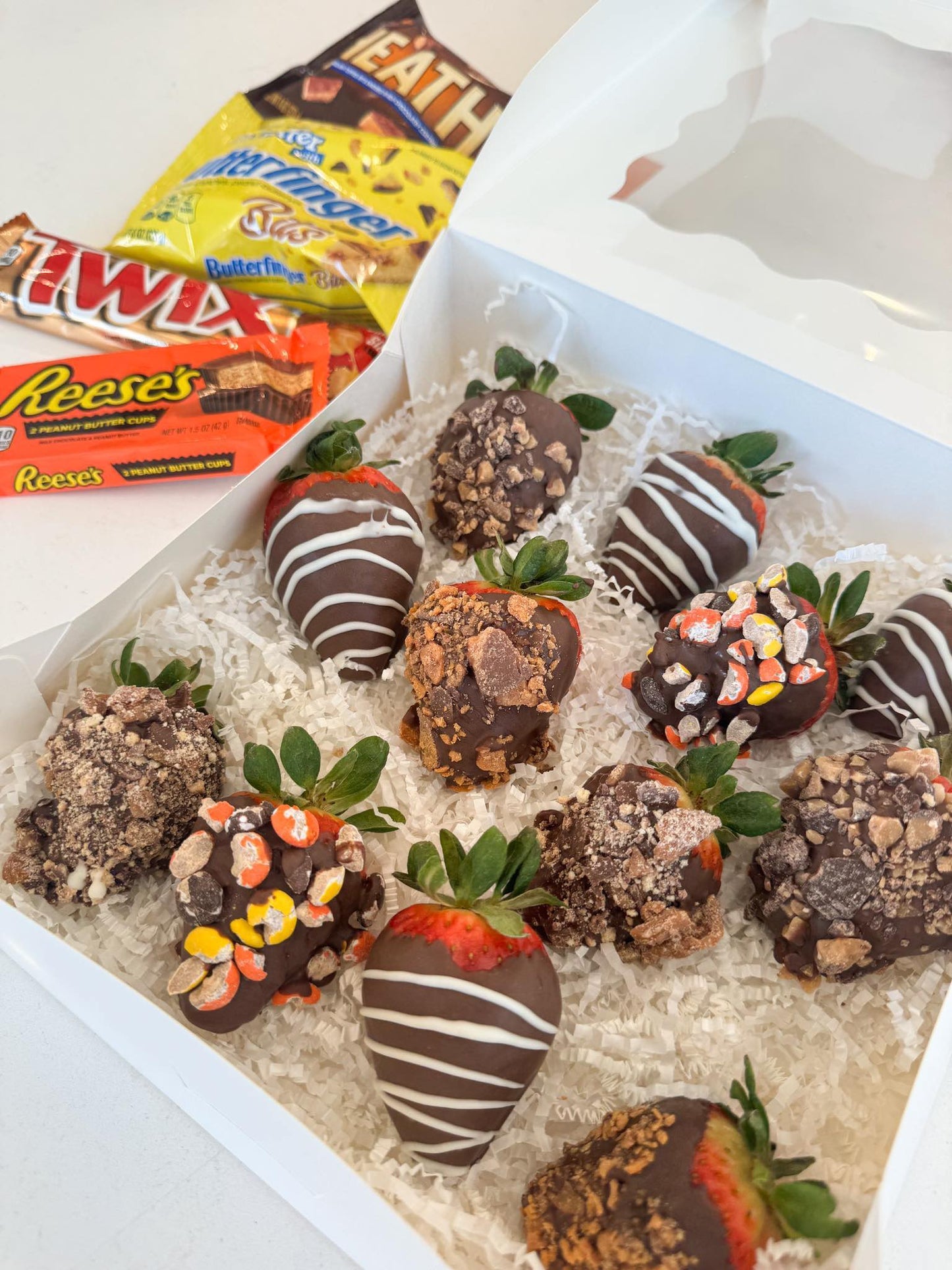 Candy Bar Lovers Chocolate Covered Strawberry Box