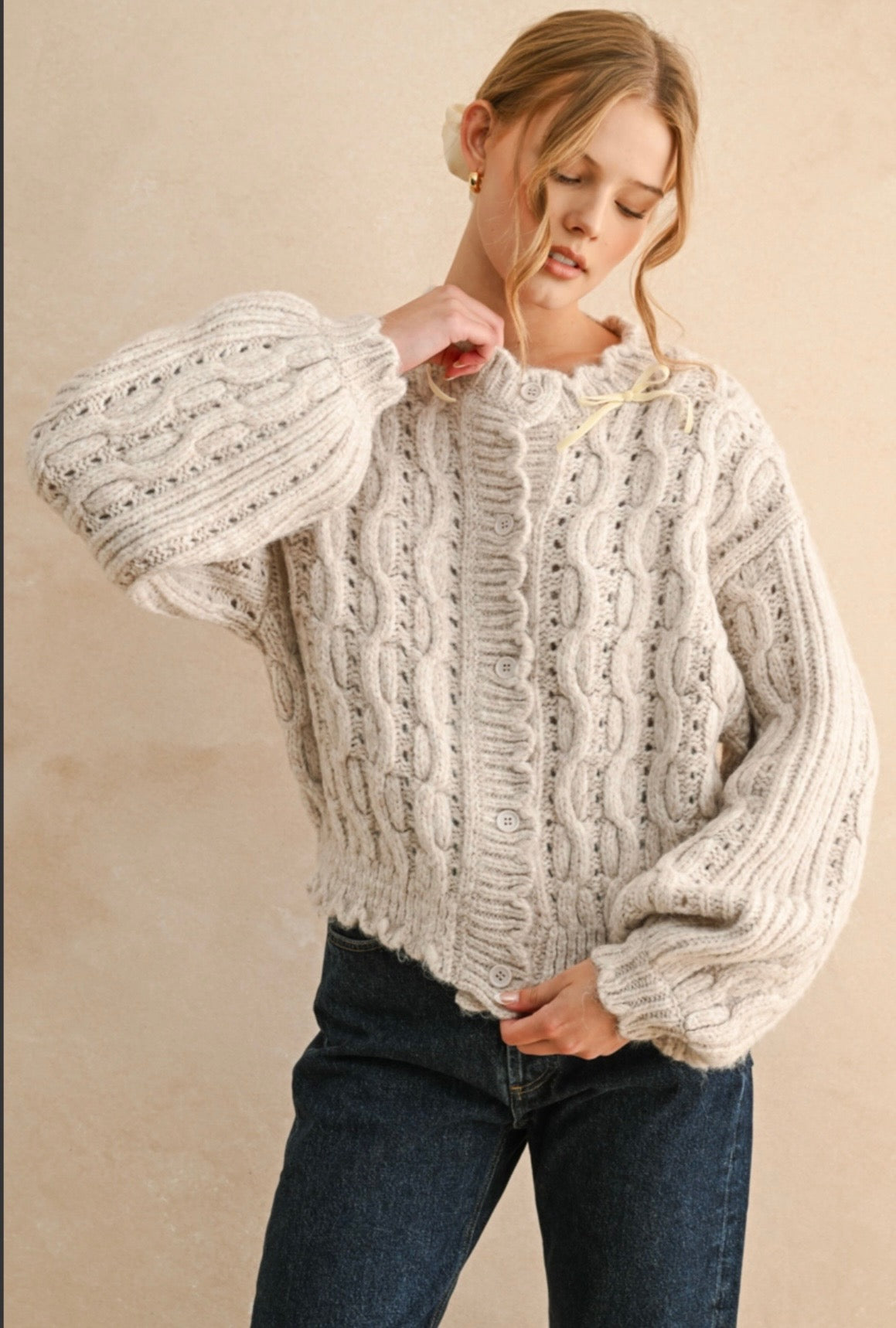 Cream Scalloped Bow Cardigan
