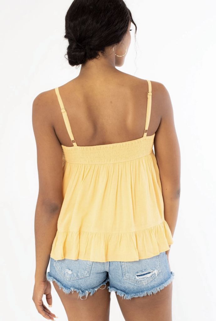 Daisy crochet trim top