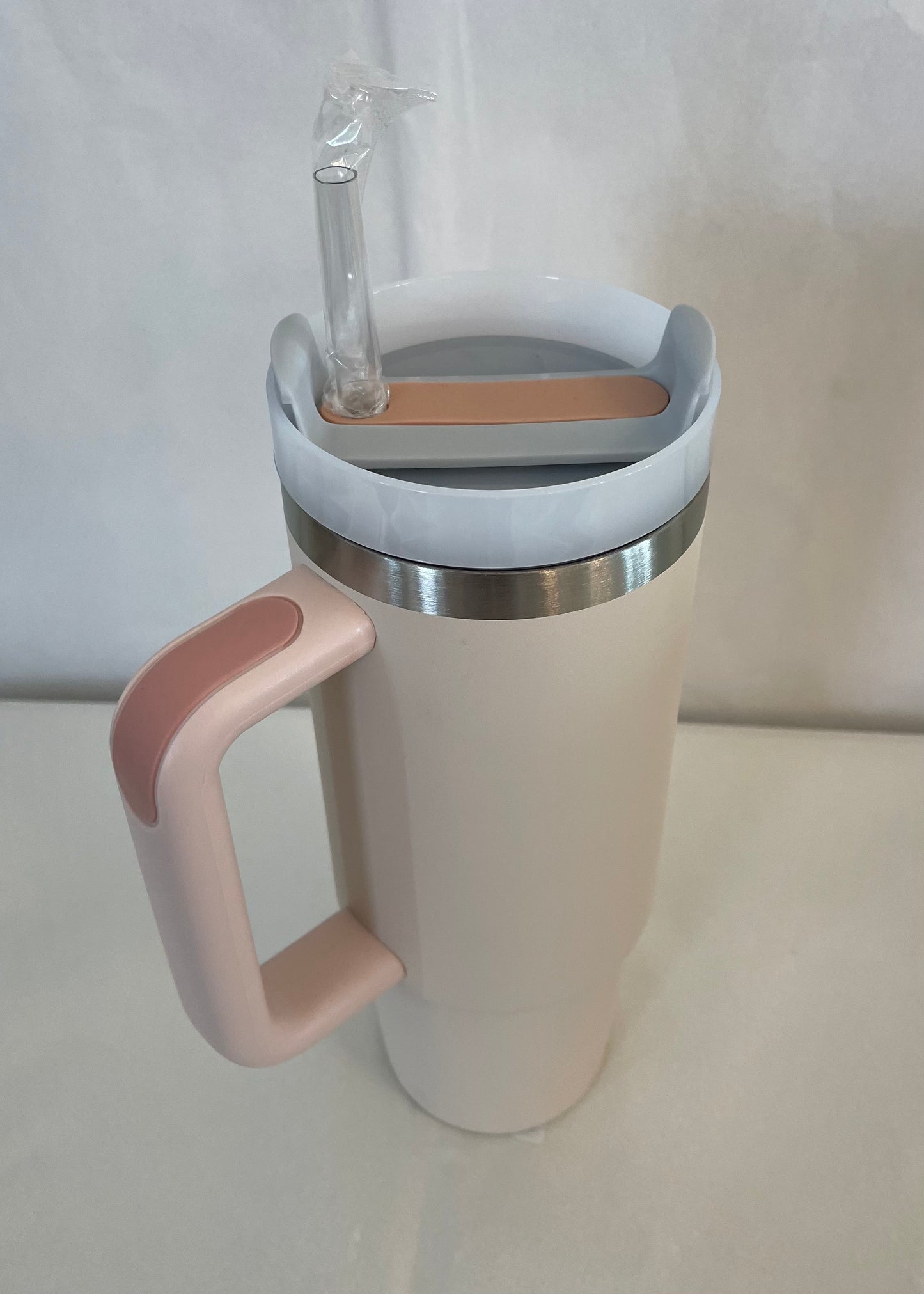 Insulated Travel Cup with Straw