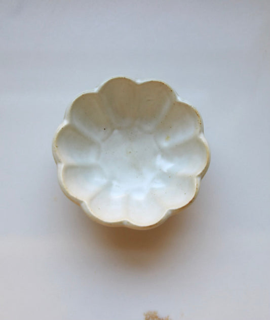 Flower Ceramic Pinch Bowl Large